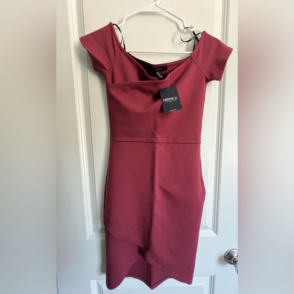 Forever 21 Women's burgundy Dress
